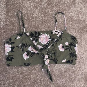 American eagle crop top